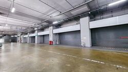 Carros Centre (D25), Factory #495822021